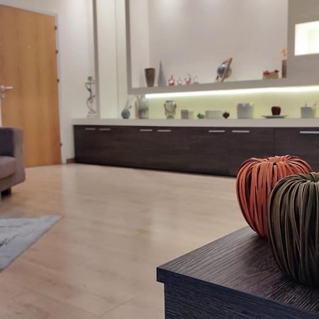 Isabella Modern Flat City Center Nicosia Eksteriør billede